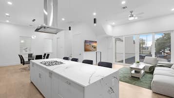 House | 3 bedrooms, Internet