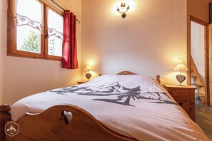 2 soverom, strykejern/-brett, reiseseng for barn og wi-fi (inkludert)