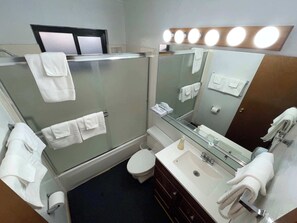 تجهيزات دش، مناشف