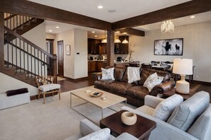 Living area - Ski Ya Soon At Silver Star! 2 Bedroom Condo (Park City)