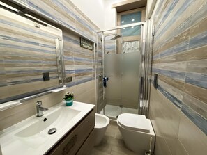 Studio, Sea View | Bathroom | Slippers, towels - Boutique House Marta's (Naples)