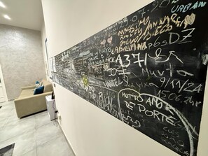 TV - Boutique House Marta's (Naples)