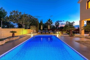 Pool - Villa Angelos, Secret Valley -  a villa that sleeps 6 guests  in 3 bedrooms (Kouklia)