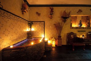 1 treatment room, massages - Paul's Fantasia Boutique Suites (Szczecin)
