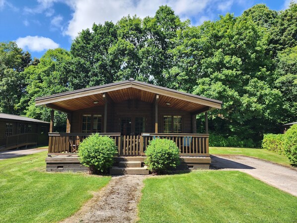 Exterior - Willowbank Lodges (Pewsey)