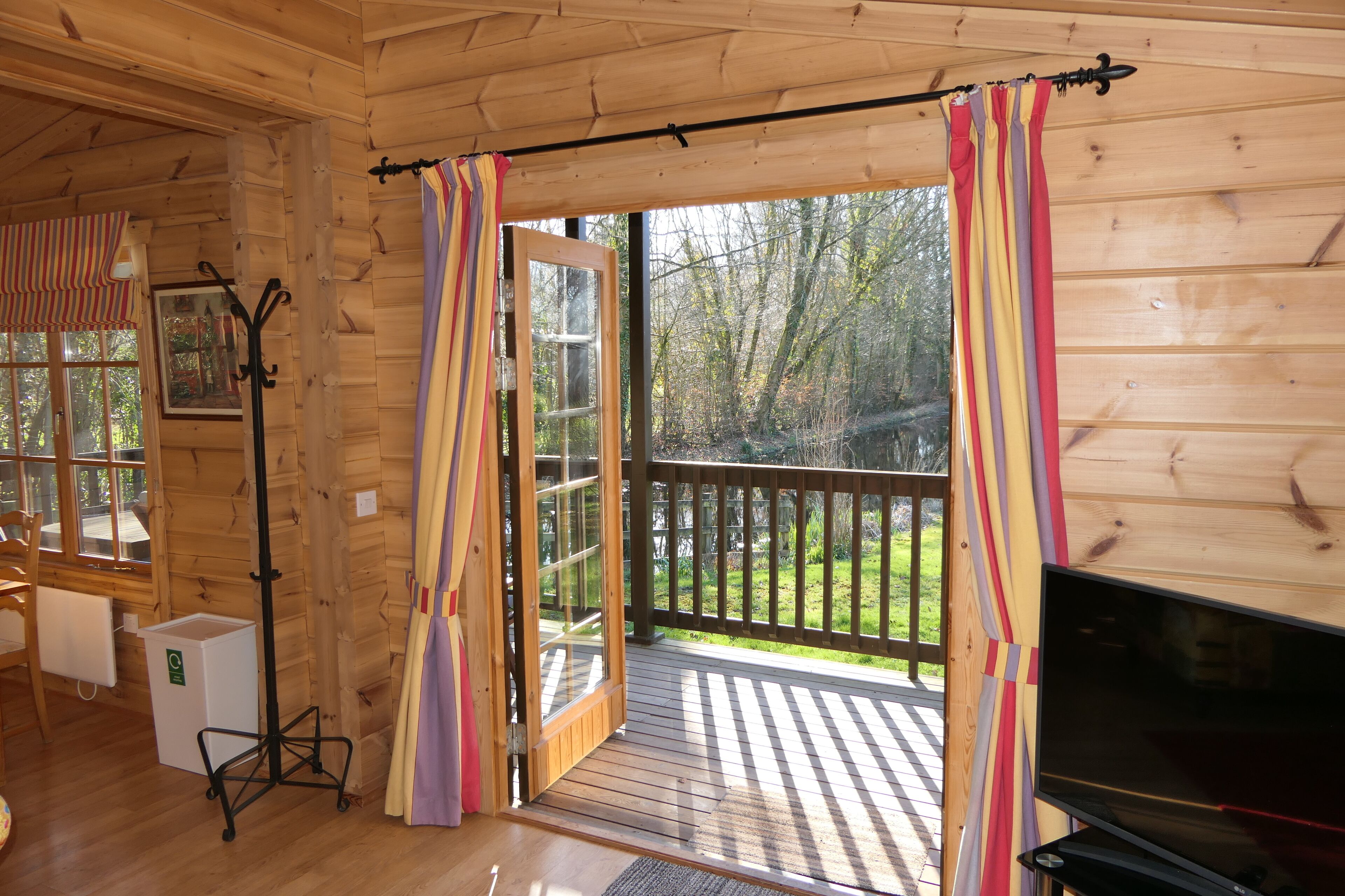 Cabin, 1 phòng ngủ (Heron's Nest) | 1 phòng ngủ, truy cập Internet không dây miễn phí 