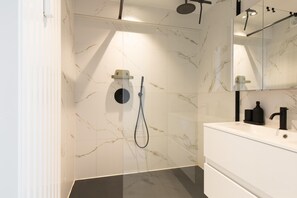 Apartment | Badezimmer