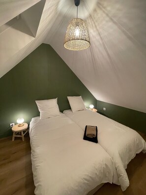 3 Schlafzimmer, Bügeleisen/Bügelbrett, WLAN, Bettwäsche