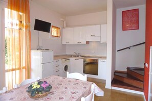 Private kitchen - Holiday Home in Porto Santa Margherita Beach (Caorle)