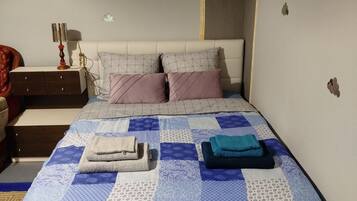 1 bedroom, iron/ironing board, free WiFi, bed sheets