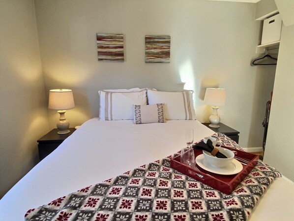 2 Schlafzimmer, Bügeleisen/Bügelbrett, kostenloses WLAN, Bettwäsche