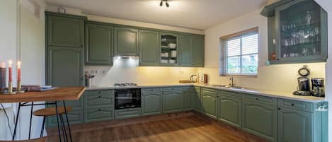 منزل | مطبخ خاص | كرسي للأطفال