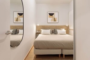 2 chambres, fer et planche à repasser, lit parapluie, Wi-Fi gratuit