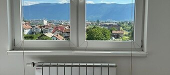 Air Urban 4-room apartment, balcony, parking, air-conditioned and fully equipped