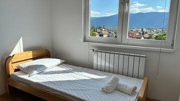 3 多间卧室、熨斗/熨衣板、免费 WiFi、床单