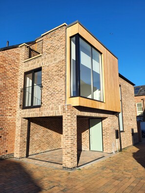 Exterior - 5 Marygate Mews - Two Bedroom House, Sleeps 4 (York)