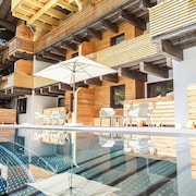 Suite in Saalbach Near ski Area