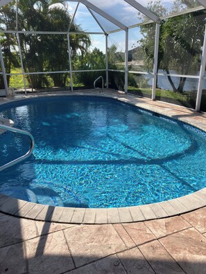 Udendørs pool