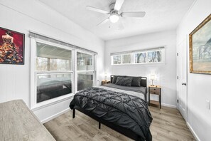 2 bedrooms, iron/ironing board, travel crib, free WiFi