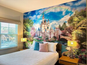 3 bedrooms, desk, iron/ironing board, travel cot