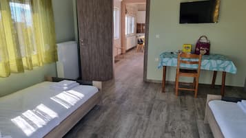 4 Schlafzimmer, Bügeleisen/Bügelbrett, WLAN, Bettwäsche