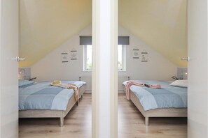 House | 3 bedrooms, bed sheets