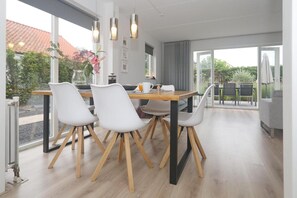 House | Dining