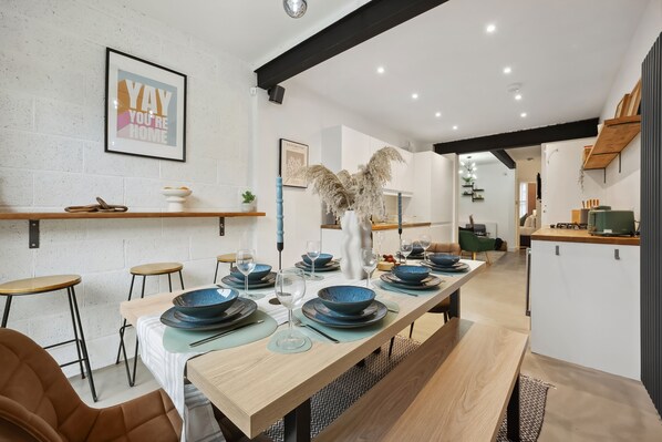 تناول الطعام