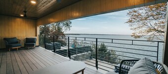 Unparallel Views, Modern Luxury, Hot Tub, Ultimate Getaway!