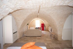 House | Living room - Tower House in Puglia With Pool and Coast Views (Cisternino)