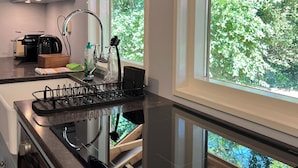 Apartemen Comfort | Dapur pribadi | Mesin pembuat kopi/teh dan ketel listrik