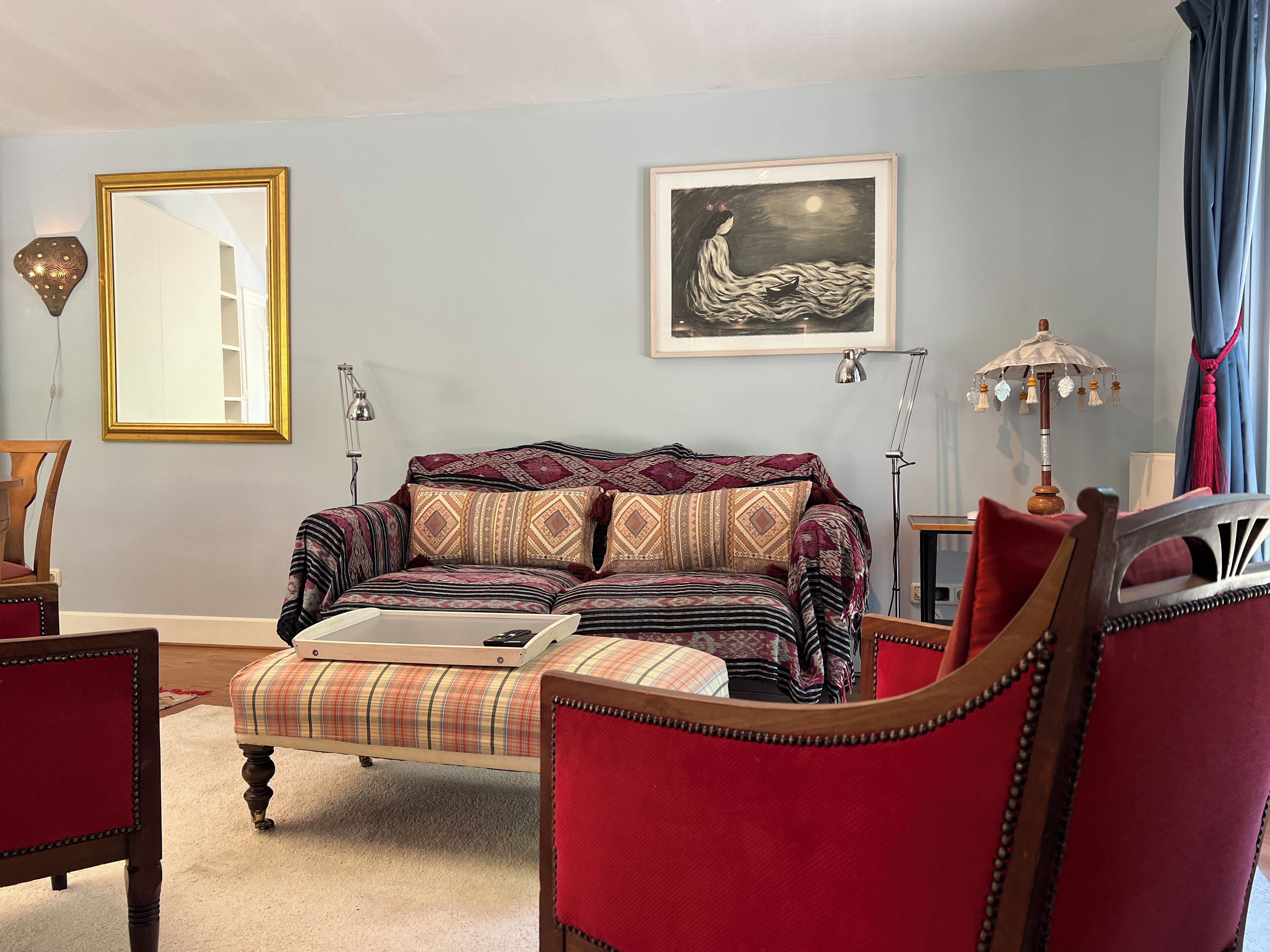 Comfort Apartment | Living area | 80-cm flat-screen TV with cable channels