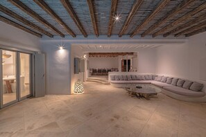 Luxury Villa, 5 Bedrooms, Private Pool, Sea View