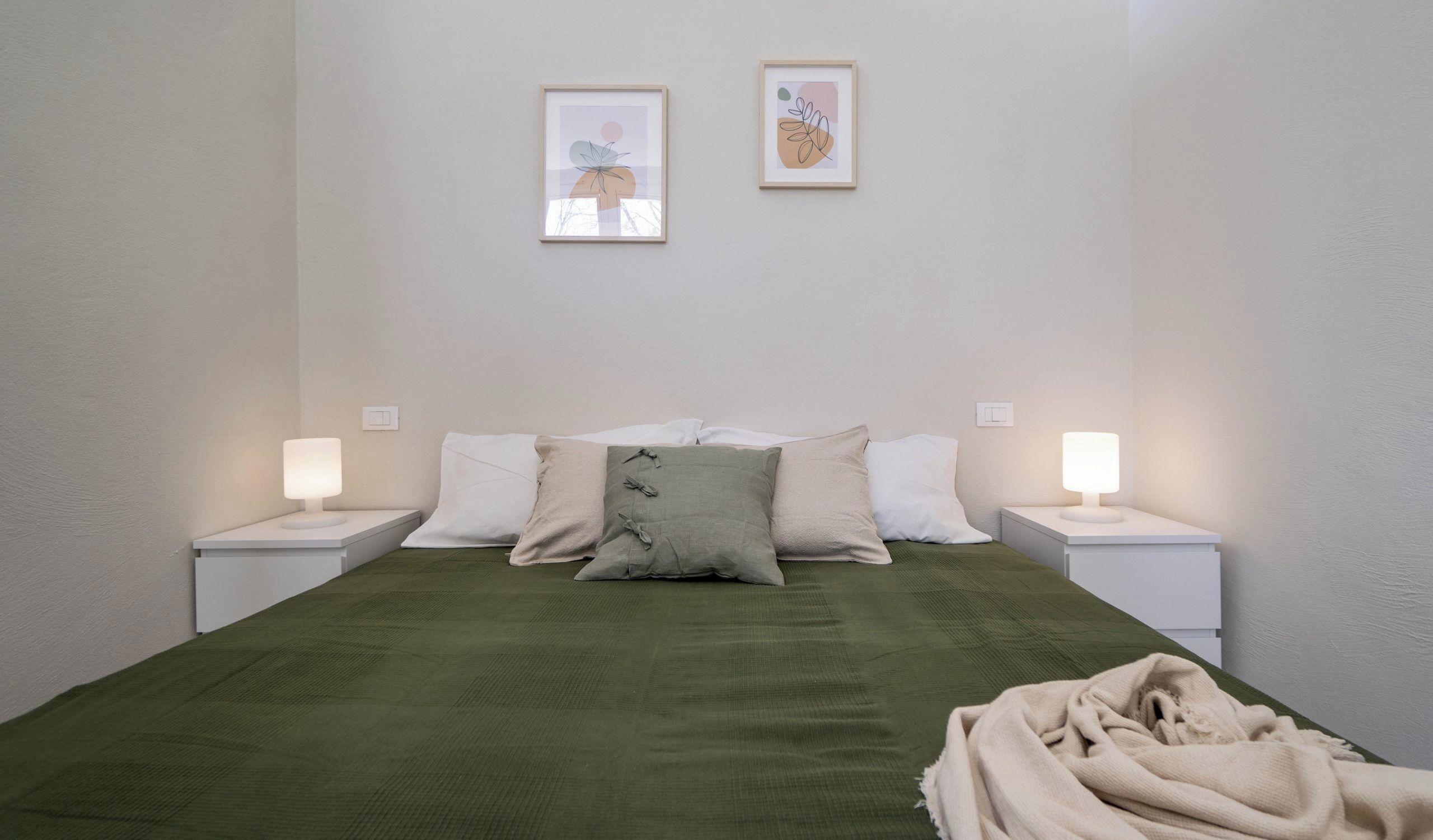 1 chambre, fer et planche à repasser, Wi-Fi gratuit, draps fournis