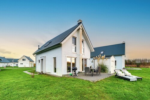"Kleine Perle" gemütliches Holzferienhaus in Strandnähe im Ostseeresort Olpenitz