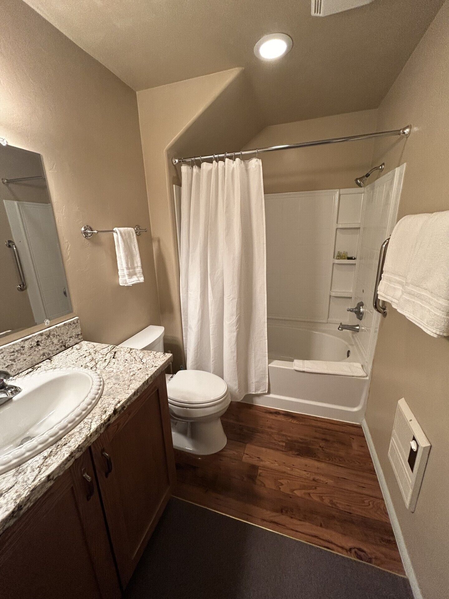 Towels, soap, shampoo, toilet paper