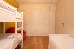 Apartament | 3 dormitoris i planxa i posts de planxar