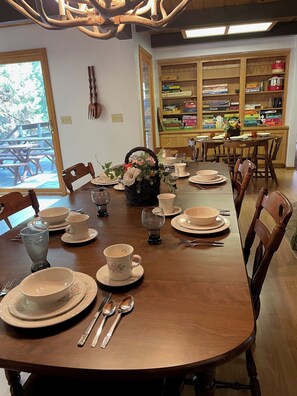 Dining - GREAT FAMILY LOCATION! Peace in the Trees N Mace (Pioneer)
