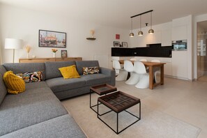Apartment | Living room - Apartment in Ostend With Sea Views (Ostend)