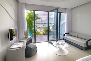 Junior Double Room, Beachfront
