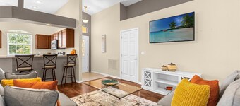 Charming 3-bedroom house in fantastic Haines City with WiFi, AC, near Disney