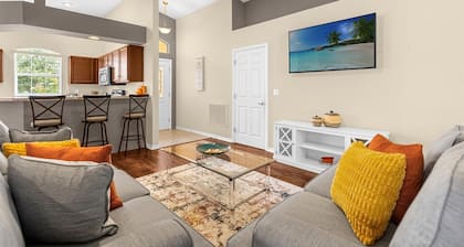 Charming 3-bedroom house in fantastic Haines City with WiFi, AC, near Disney