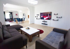 Living area - GrandeCasa (TANGER)