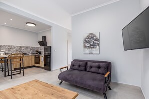 Smart TV - Sea - Garden View | Comfy Suite (Kavos)