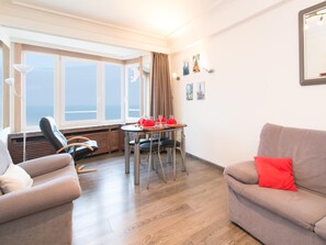 Apartment | Living room