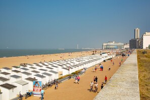 Apartment | View from property - Apartment With Terrace and sea View in Mariakerke (Ostend)