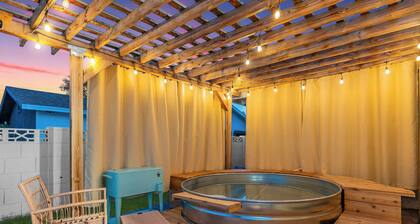 Near Scottsdale | Fire Pit & Cowboy Pool