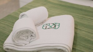 Unclassified image, 5 of 44, button - B&B del bosco (Catania)