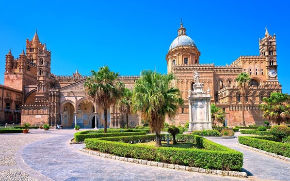 Point of interest - Capo Seralcadio. Cozy apartment downtown perfect for small groups (Palermo)