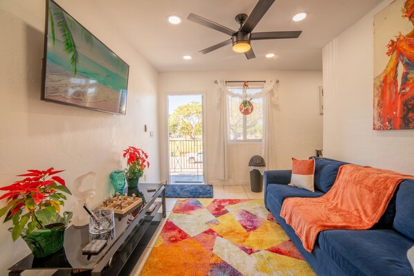 تلفزيون ذكي، كُتُب